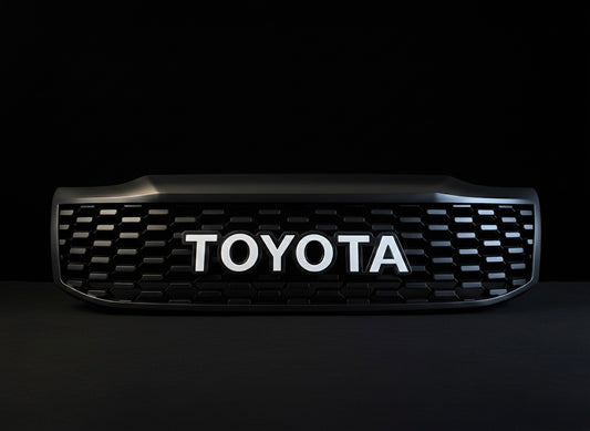 Hilux “TOYOTA” grill