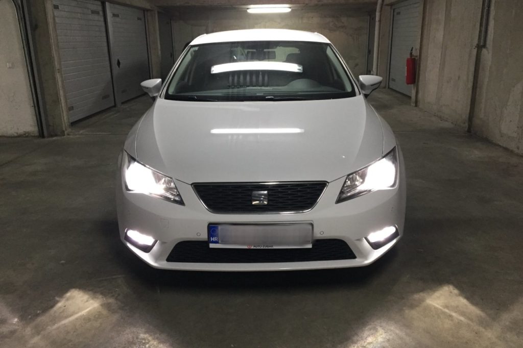Seat Leon MK3 ( Halogen Headlight Model) 2012-2020